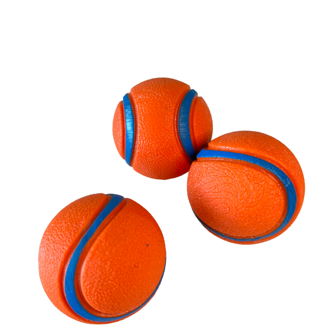 Pelota resistente compacta