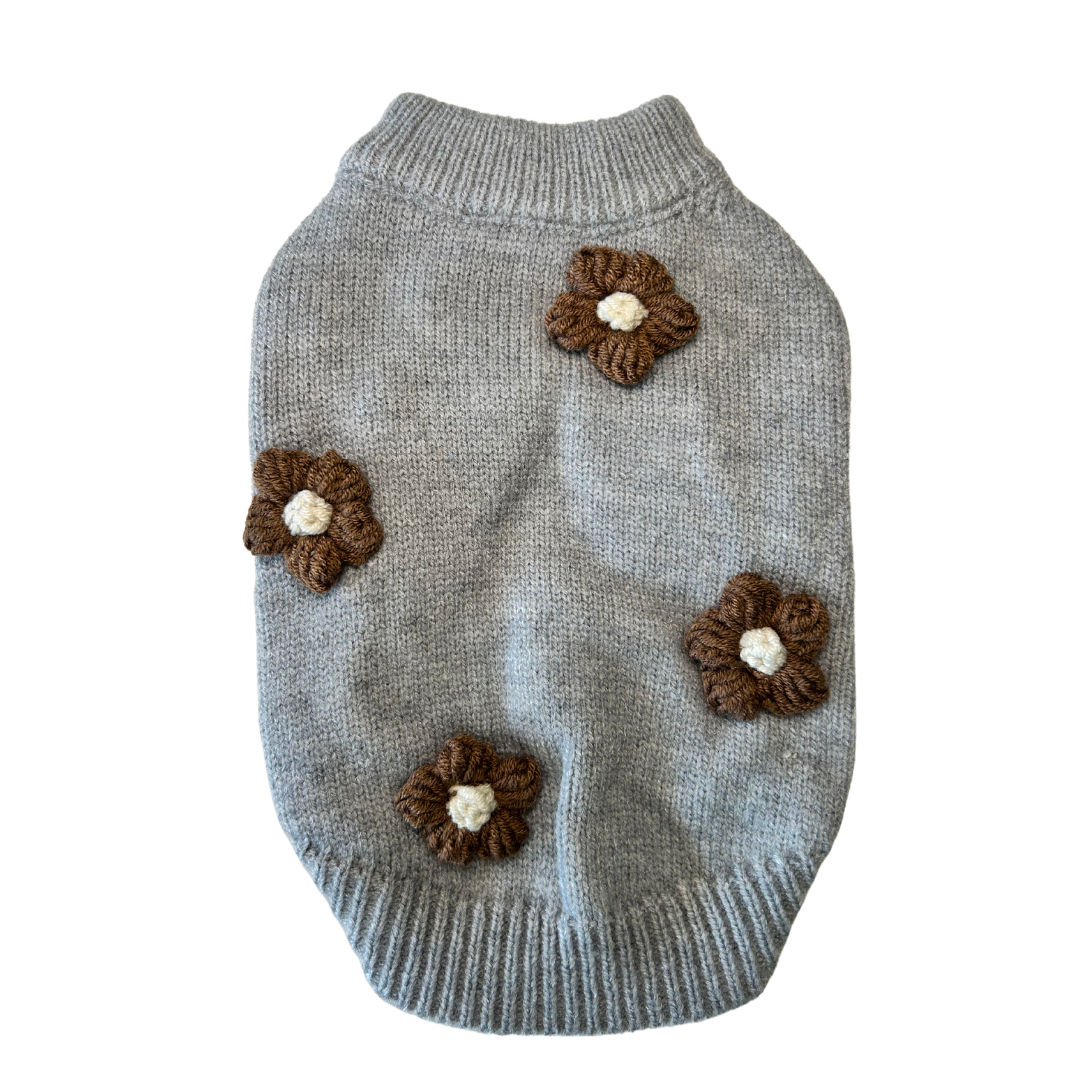 Sweater blooms