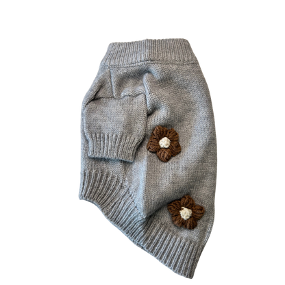Sweater blooms